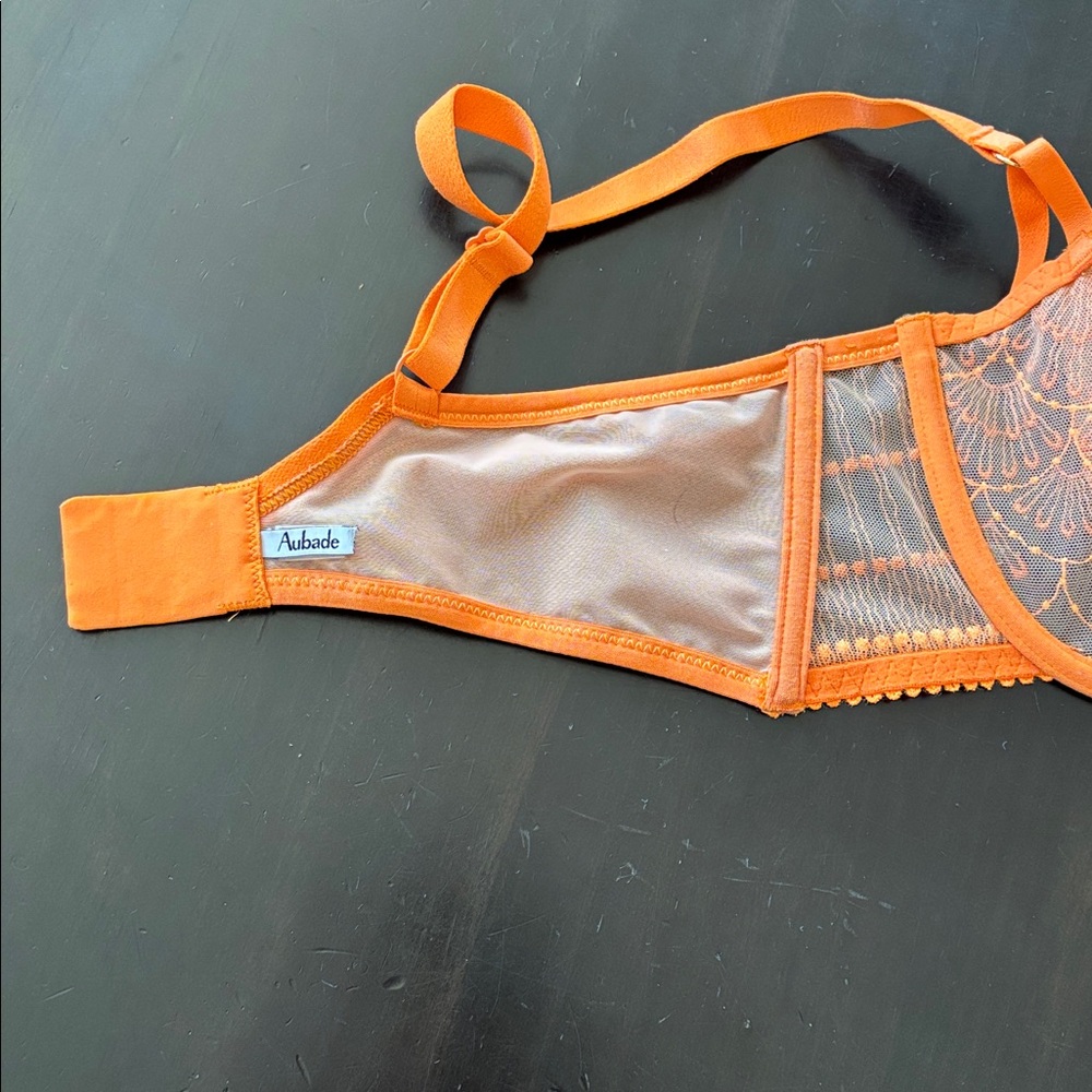 Aubade- pure vibration Elegant Orange Lace Bra - Picture 6 of 7
